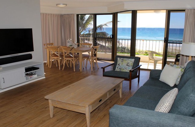 Surfside 8 - Walk out onto Beautiful Beaches