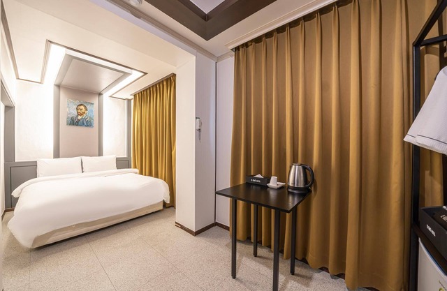 Suwon Station Hotel The Gallery