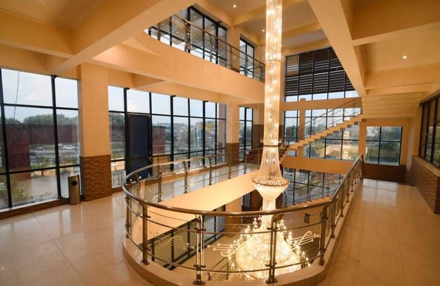 Taraji Resort Hotel and Restaurant