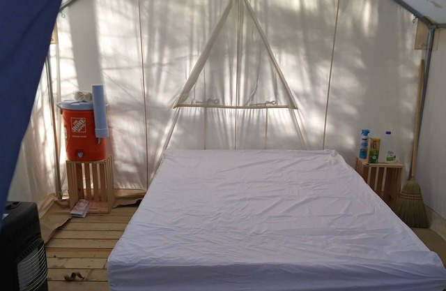 Tentrr Signature Site - Deerwander Camp B