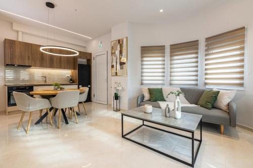 Terra, Stylish New Apartment Near the Beach