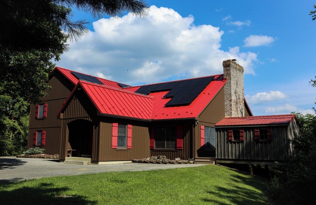 Texter Mountain Lodge - 105 Acre Mountain Home