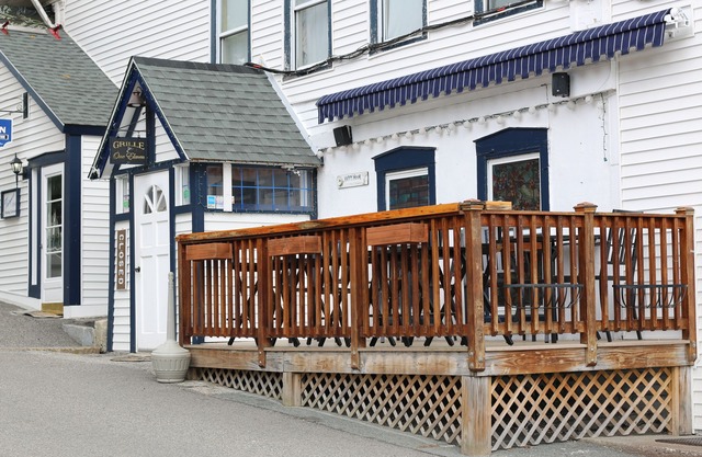 Thayers Inn