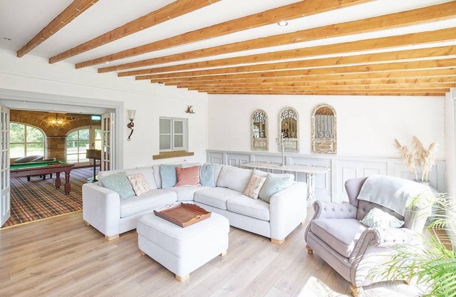 The Arches Country House