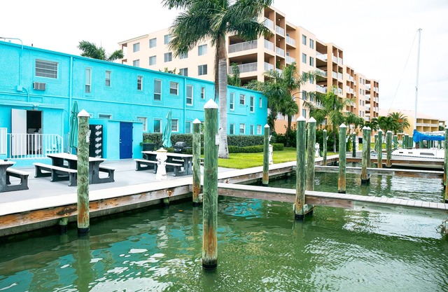 The Bayside Inn & Marina