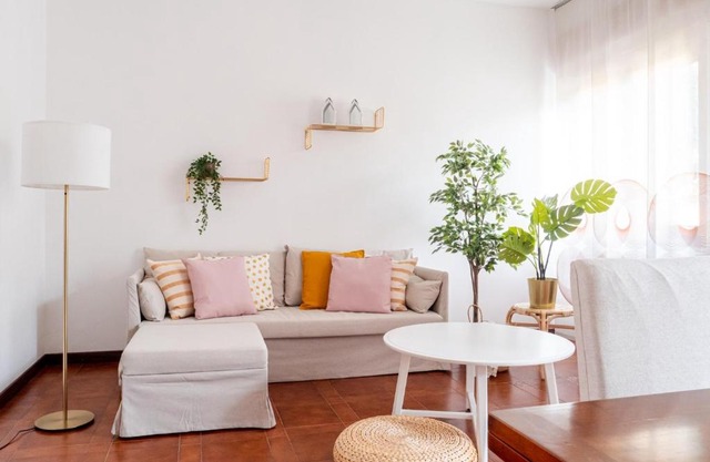 The Best Rent - Large and bright two-bedrooms apartment with balcony