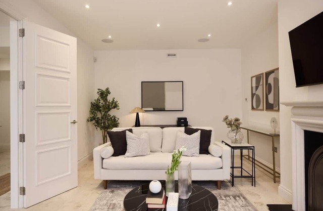 The Camden Park Place - Lovely 4 Bdr Flat with