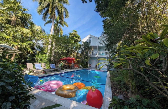 The Cathouse, an Old Town tropical poolside oasis with huge, heated pool