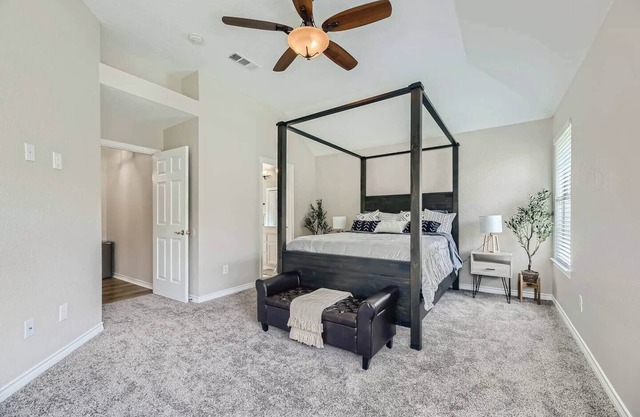 The Clover House Georgetown is the perfect getaway for families or workers seeking a home base while in town. This charming retreat features a warm, inviting interior with modern amenities, a fully equipped kitchen, and comfortable living spaces.