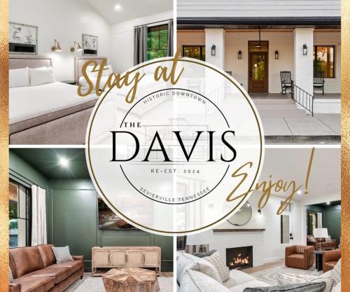 The Davis Luxury Retreat Villa 1-Block from Dolly