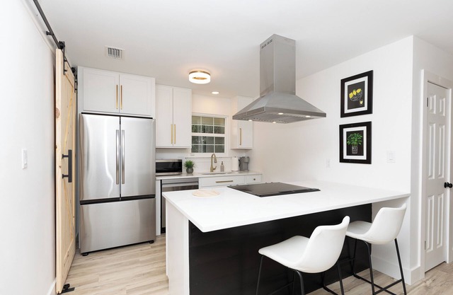 "The Emerald" - Stylish & Modern Townhome