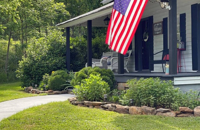 The Farmhouse is located in the Beautiful Mountains of Western North Carolina.