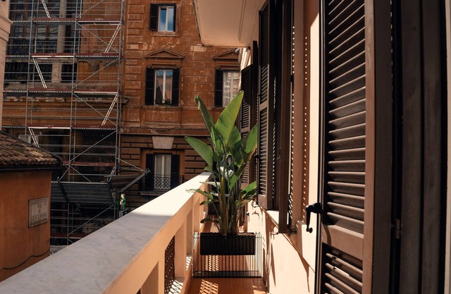 The Flow - Via Del Corso