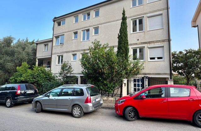 The Four Fish Apartments