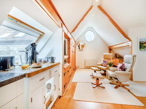 The Hay Loft - Uk46737