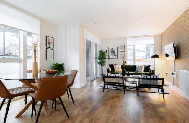 The Hoxton Docks - Modern & Bright 1BDR Flat With Study Room & Balcony