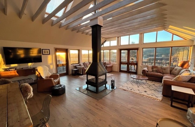 The Lodge - spacious, comfortable, and set in the most beautiful surroundings.