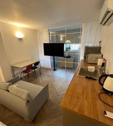 The new studio Florentin
