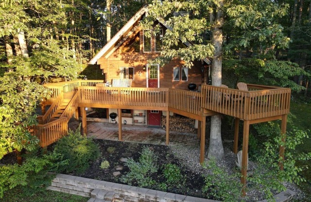 The Outlook - fireplace, view, pets, wifi, fire pit, foosball, deck