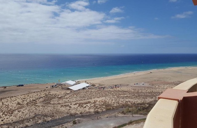 THE PARADISE ON THE OCEAN 10