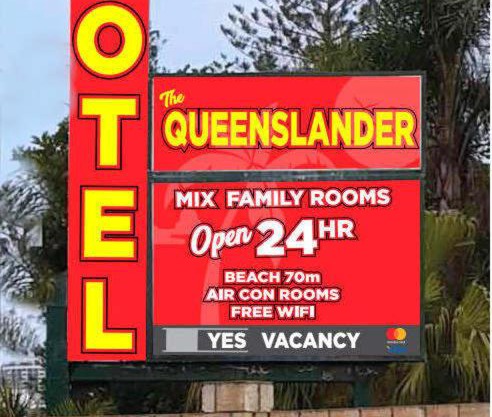 THE QUEENSLANDER MOTEL