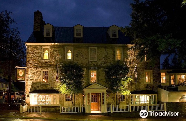 The Red Fox Inn 