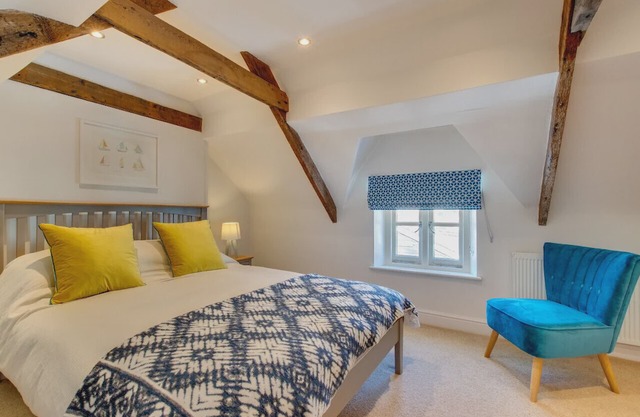 The Shell House - Two Bedroom House, Sleeps 4