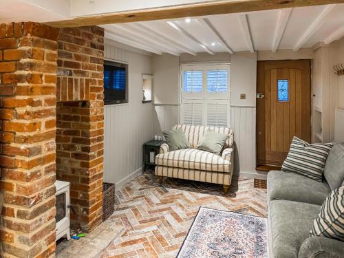 The Snug Cottage