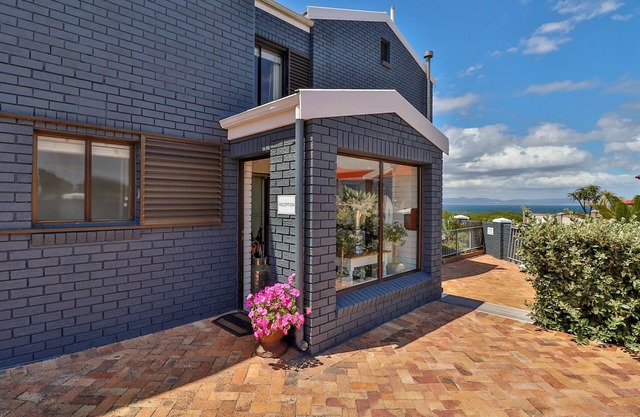 The Whale's Tale Guesthouse