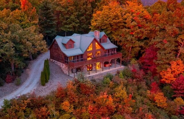 Theater Room,Pool Table,Foosball,HotTub,WiFi,Views