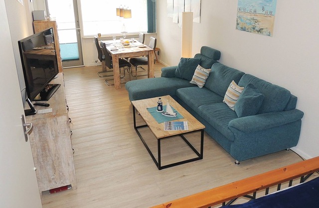 This completely renovated apartment impresses with its high-quality and harmonious design.