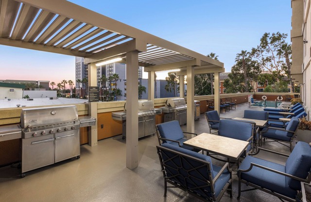 Three Havens With On-Site Pool & Grill