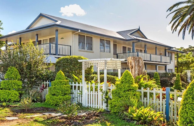 Tokelau 3 - Tuncurry Townhouse