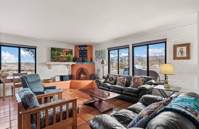 TONS Of Space For Your Downtown Santa Fe Getaway