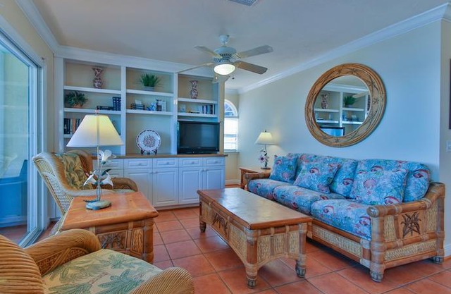 Tortuga Inn Beach Resort