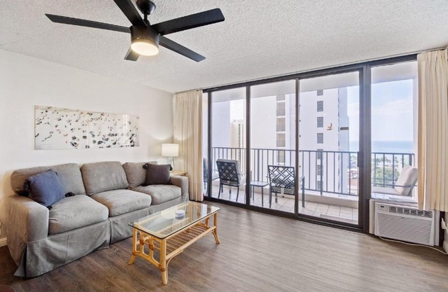 Tower 2 Suite 1702 - FFP home