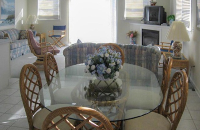 Tower Shores -- 39540 Cove