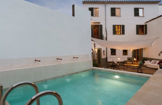Townhouse Can Felip by SunVillas Mallorca