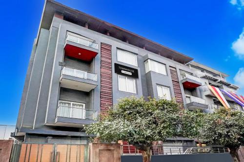 Townhouse Sector 122 Noida Formerly Hotel Zineb