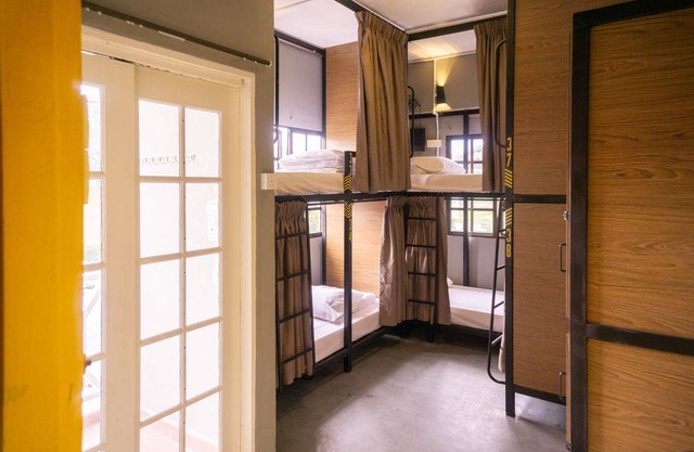 Traveller Bunker Hostel 1