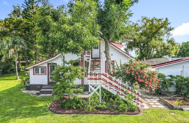 TreeTop Villa- Minutes to Downtown and Winter Park