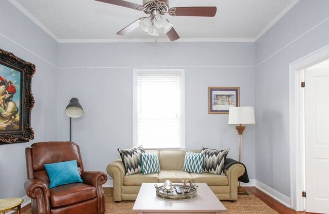 Tulane U: 5 beds, 2 bath, Parking!, Walk to Campus!