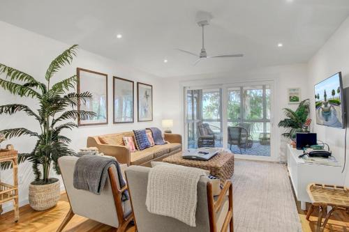 Twin Oaks 22 by Wild Dunes, with Amenities