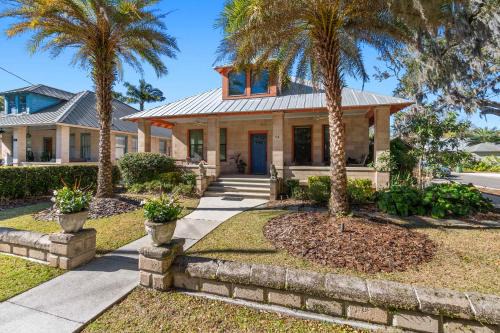 Twin Palms l Craftsman Cottage l Walk to DNTN