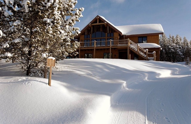 Two Bed Apt in Large Private Home - great base to explore Yellowstone area