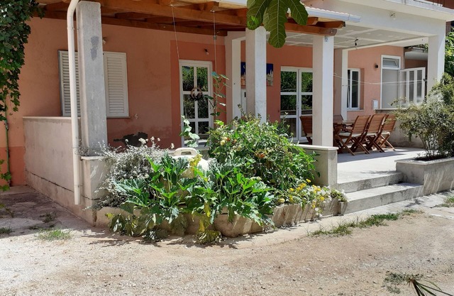 Two bedroom apartment with terrace Žuljana, Pelješac (A-4576-b)