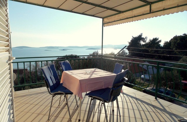 Terrace Sea Mokalo Pelješac 