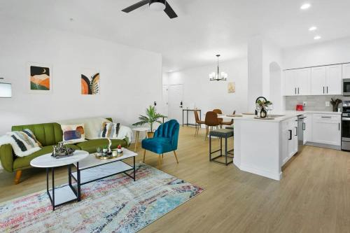 Cozysuites Glendale 