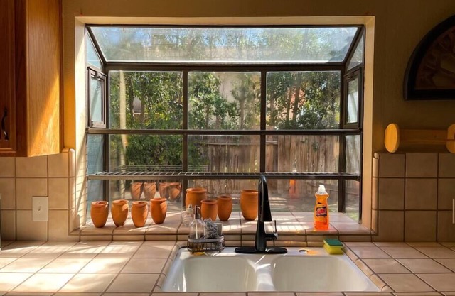 Two Story Bright Hacienda ~ Comfy Beds ~ Sunny Pool