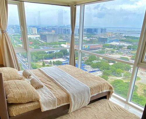 Ultimate relaxation with stunning view of Manila staycation